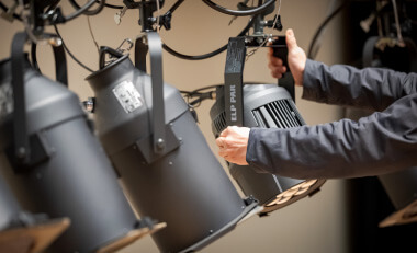 舞台業務（ホール担当）