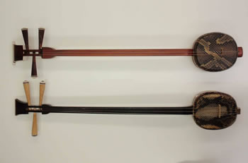 台湾で購入した２種類の「小三弦」